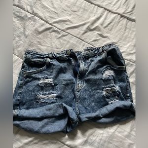 Urban planet denim shorts 🩳